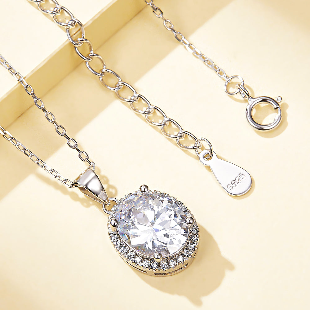 ROSE NECKLACE