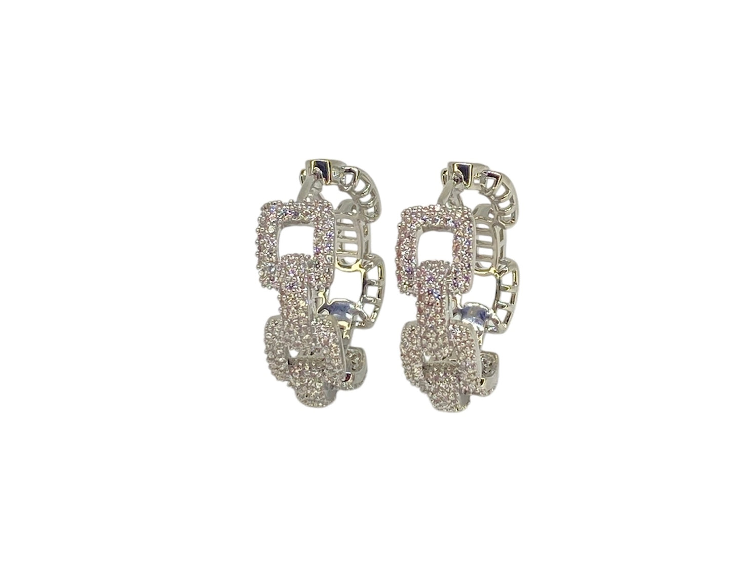 SOPHIA HOOPS