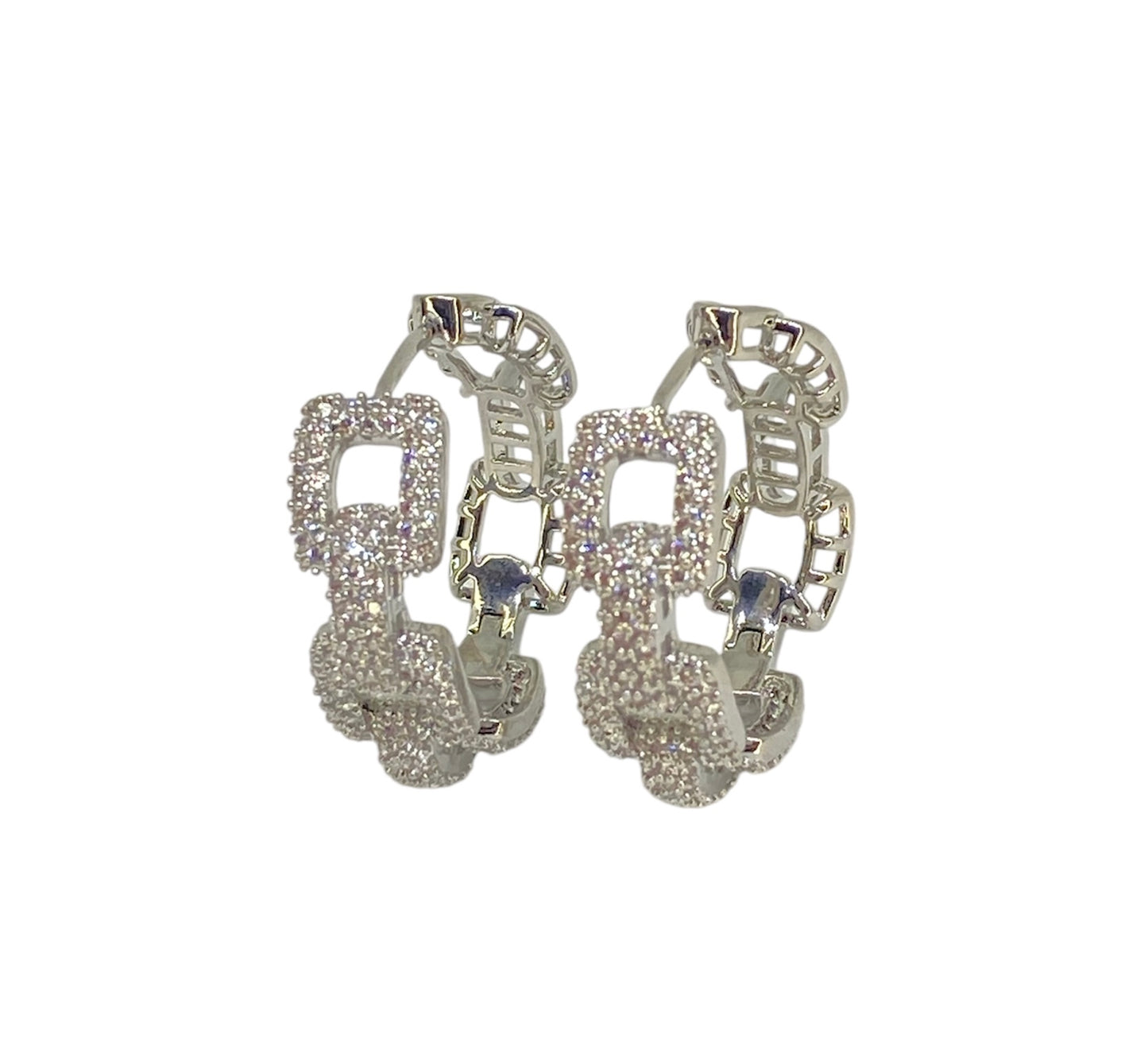 SOPHIA HOOPS