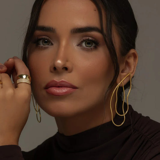 LISA EARRINGS